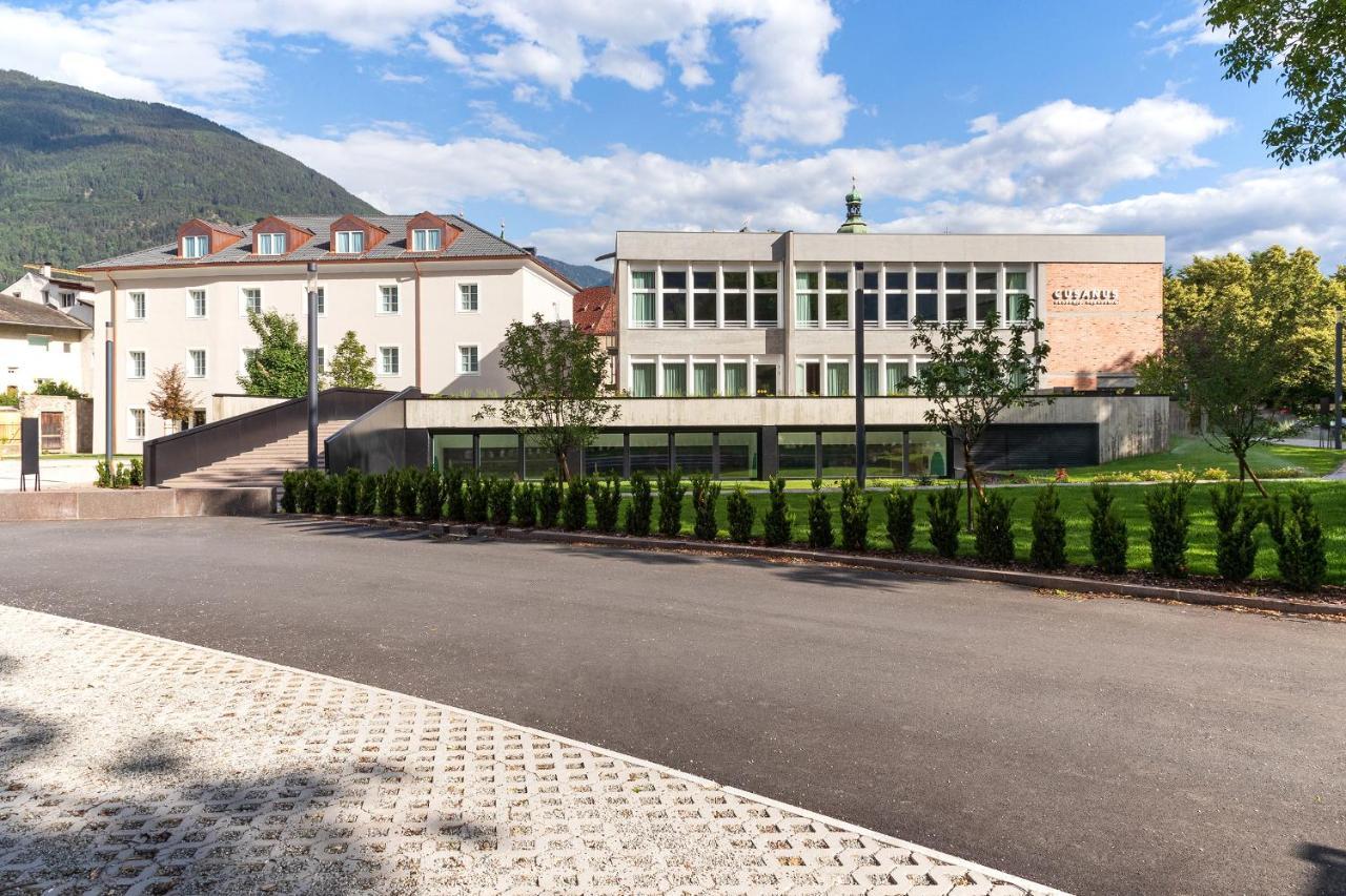 Cusanus Akademie - Accademia Cusanus Bressanone Luaran gambar