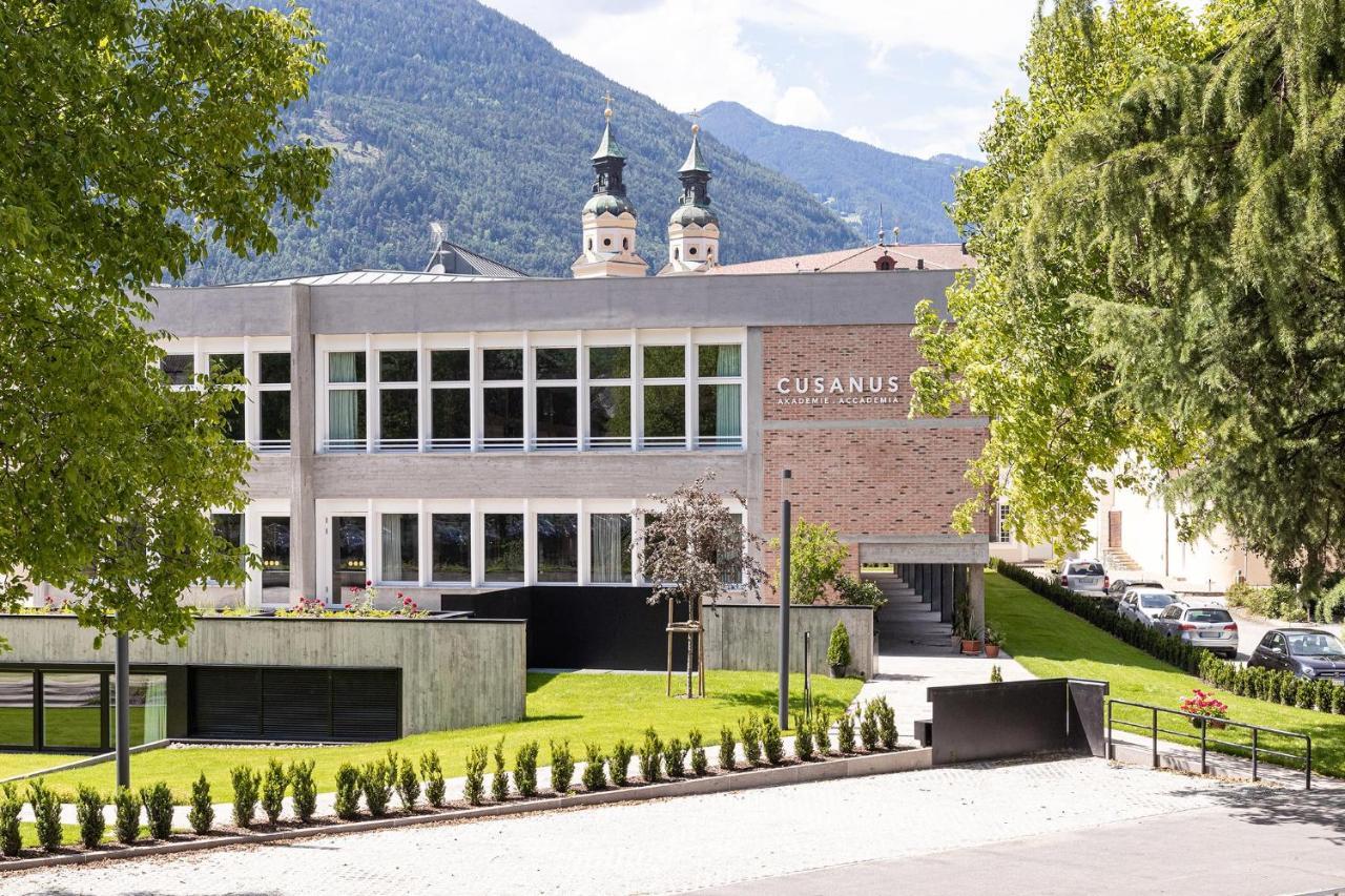 Cusanus Akademie - Accademia Cusanus Bressanone Luaran gambar